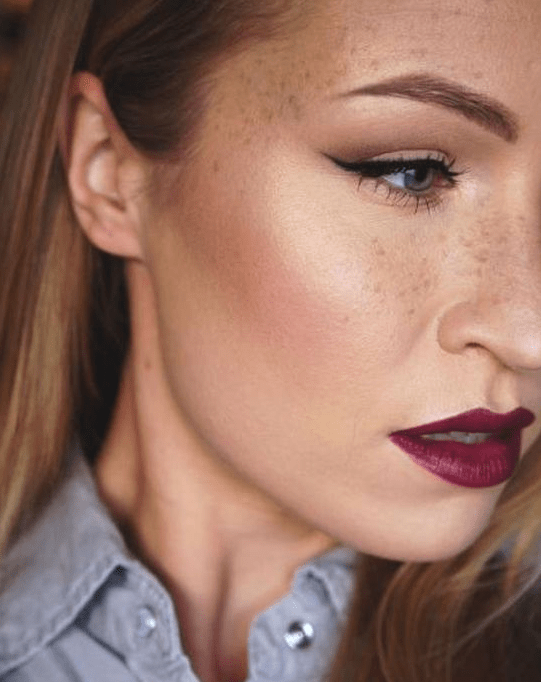 How to paint freckles on your face