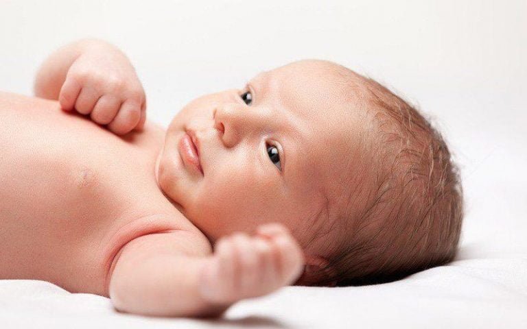 white-pimples-on-the-face-of-a-newborn-are-they-dangerous-infectious