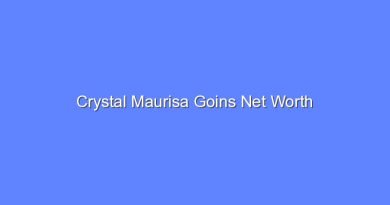 crystal maurisa goins net worth 16380