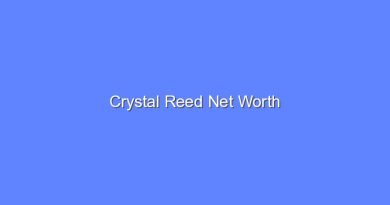 crystal reed net worth 20360 1