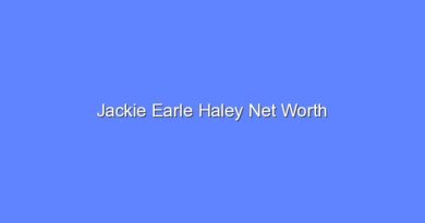 jackie earle haley net worth 20847 1