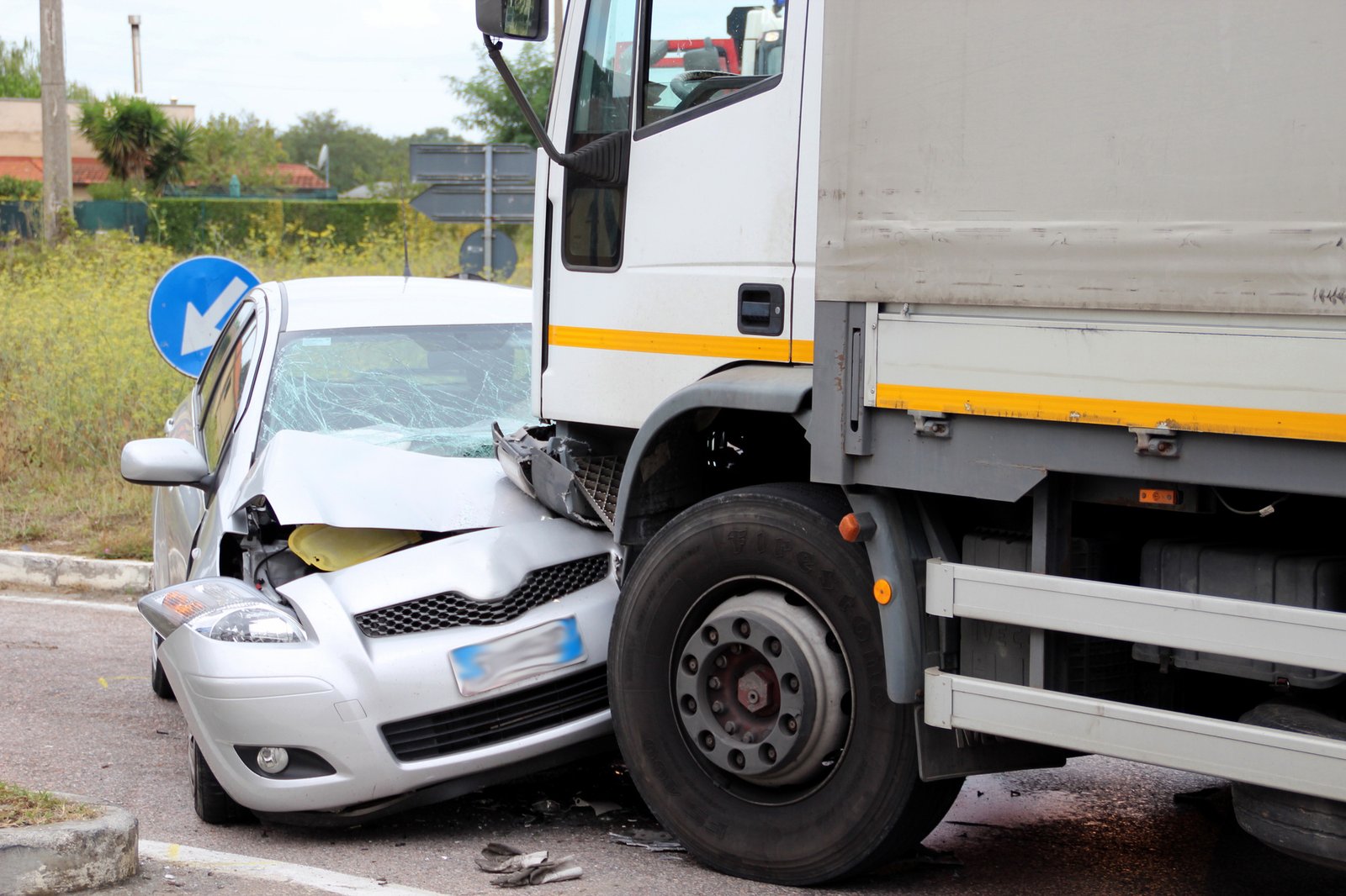 6 Common Errors In Truck Accident Claims And How To Avoid Them - Bologny