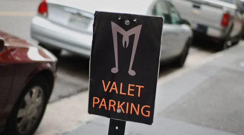 Why Hotels Should Provide Valet Parking