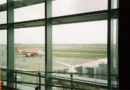 ewr airport to laguardia transfer