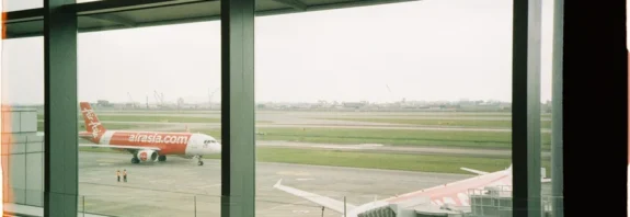 ewr airport to laguardia transfer