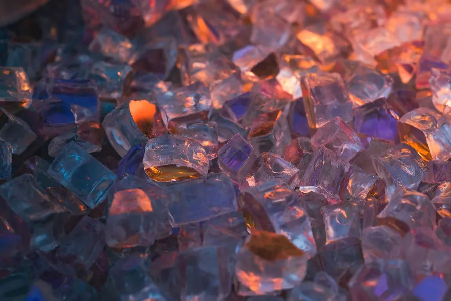 Glowing fantasy crystals representing gacha wishes and in-game currency