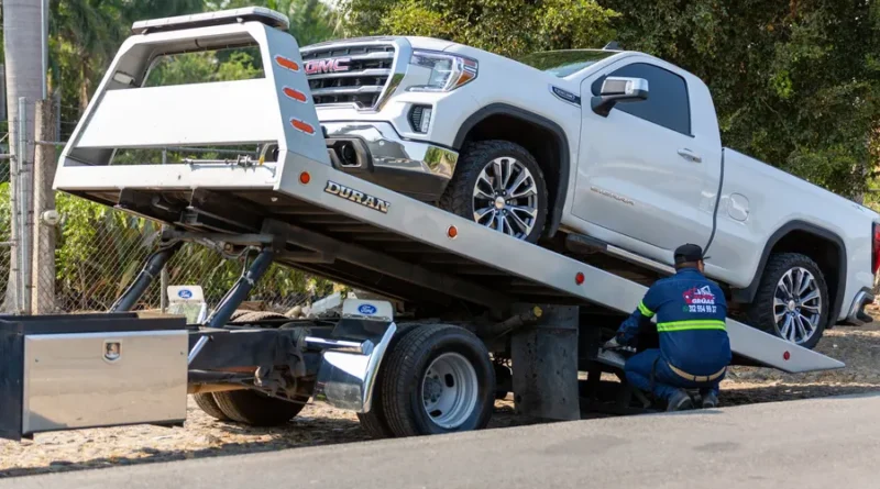 towing service maui flatbed truck